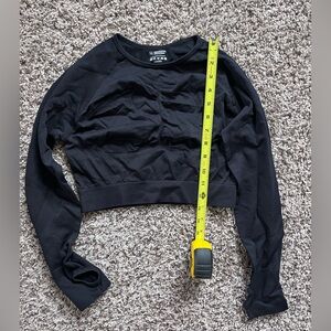 Black‎ Cropped Long Sleeve Compression Athletic Top Women Workout Gym Shirt Fit